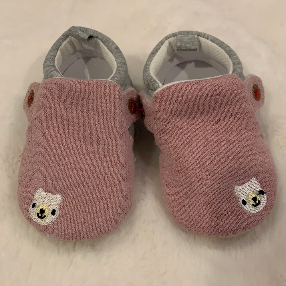 Comfy baby walking shoes